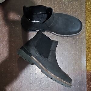 Men's Black Chelsea Boots